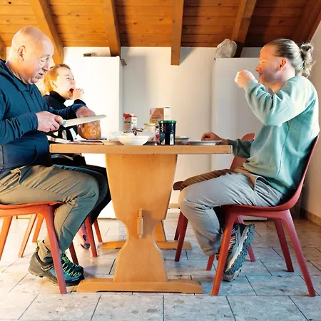 La Collina Coliving And Coworking غراشن